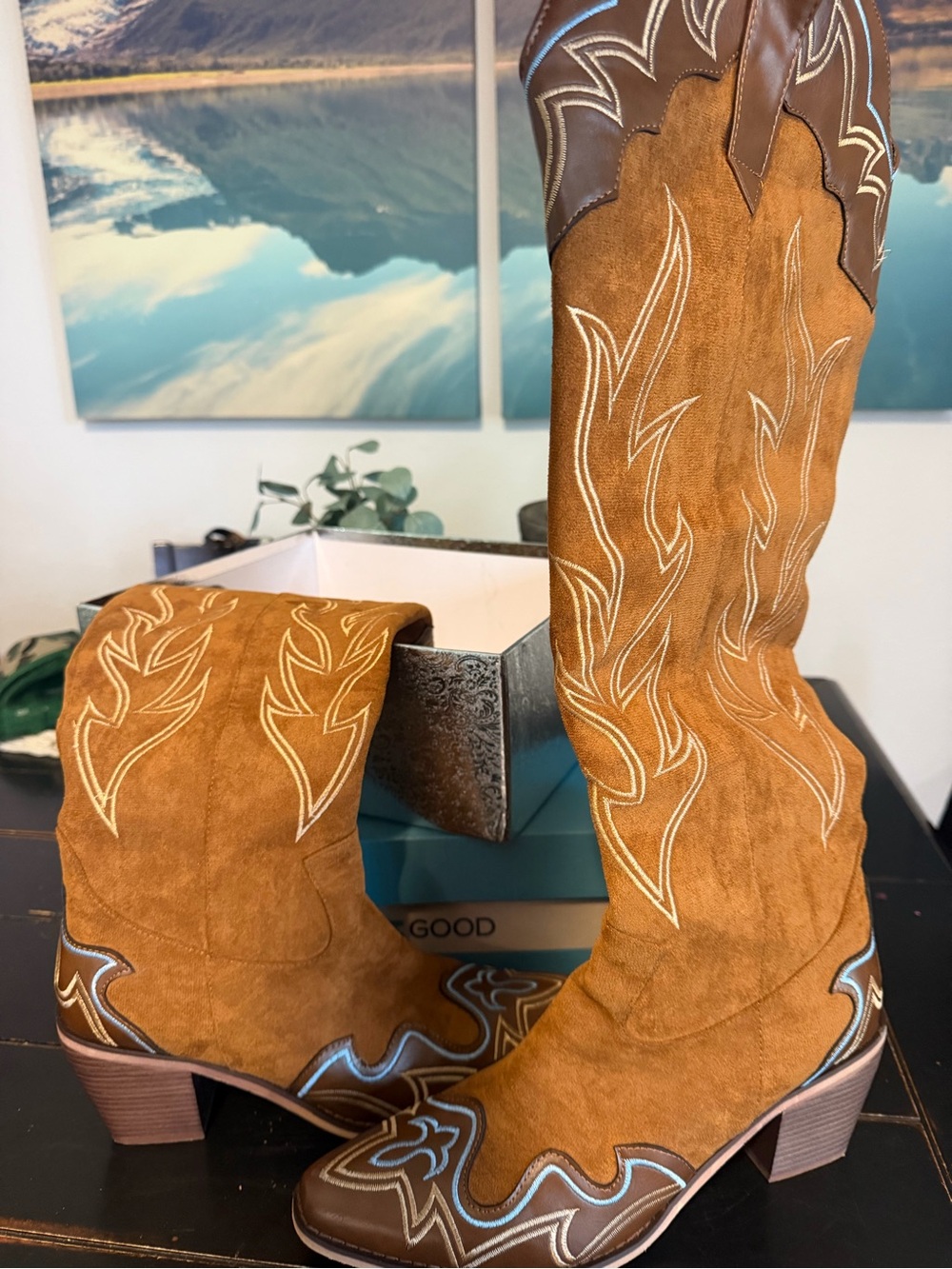 Women's Tan Suede Western Heeled Boots